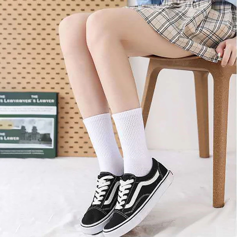 1 Pairs Of Men's Mid Crew Sport Socks, Sweat-absorbing Comfy Breathable Socks For Men's Basketball Training, Running Outdoor Act image 5