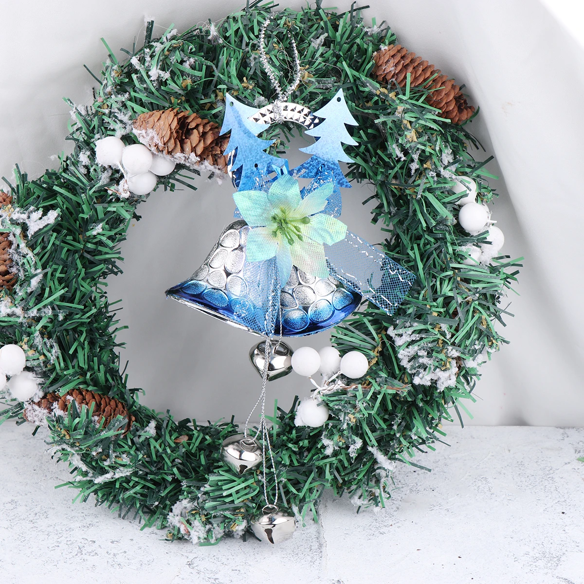 

2Pcs Christmas Door Hanging naments Premium Material Wind Bell Decor Suitable For Door Shopwindow Wall