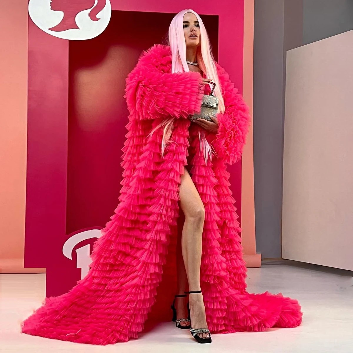 Personalizado fúcsia oversized tule capa extra inchado babados tule maxi casaco em rosa maternidade robe photoshoot vestido jaqueta de gravidez