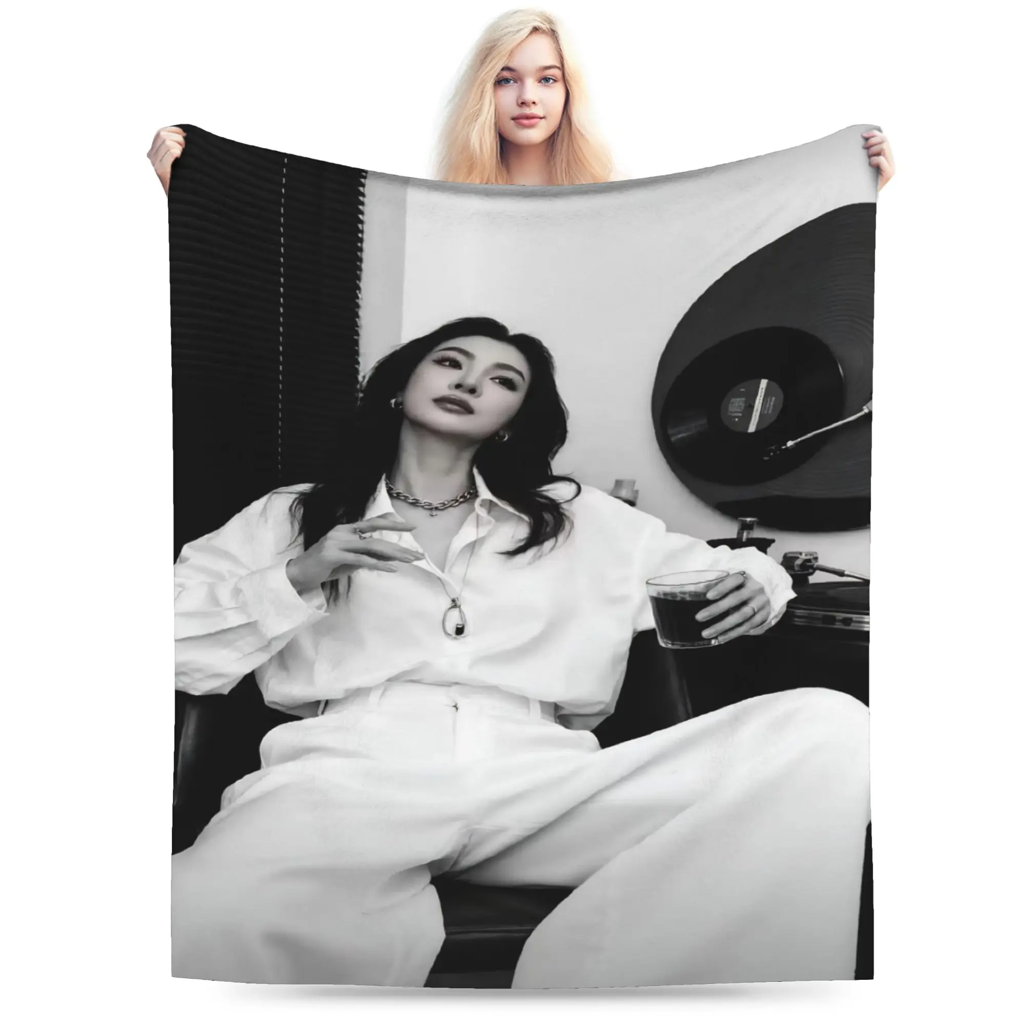F-Faye P-Peraya M-Malisorn  Blanket Multi-size Super Soft and Warm  Throw Blankets for Sofa Couch and Bed