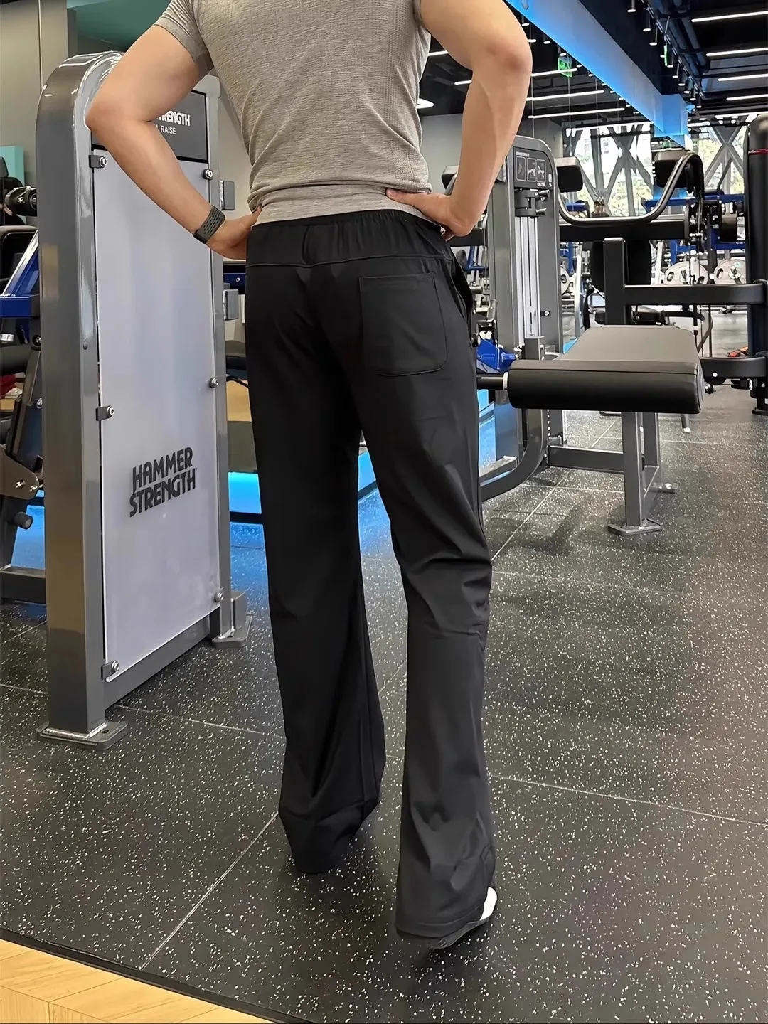 

Lulu Men's Summer Thin Ice Skin Pants Breathable Qui Dry Straight Leg Fitn Running Sports orts Casual Pants