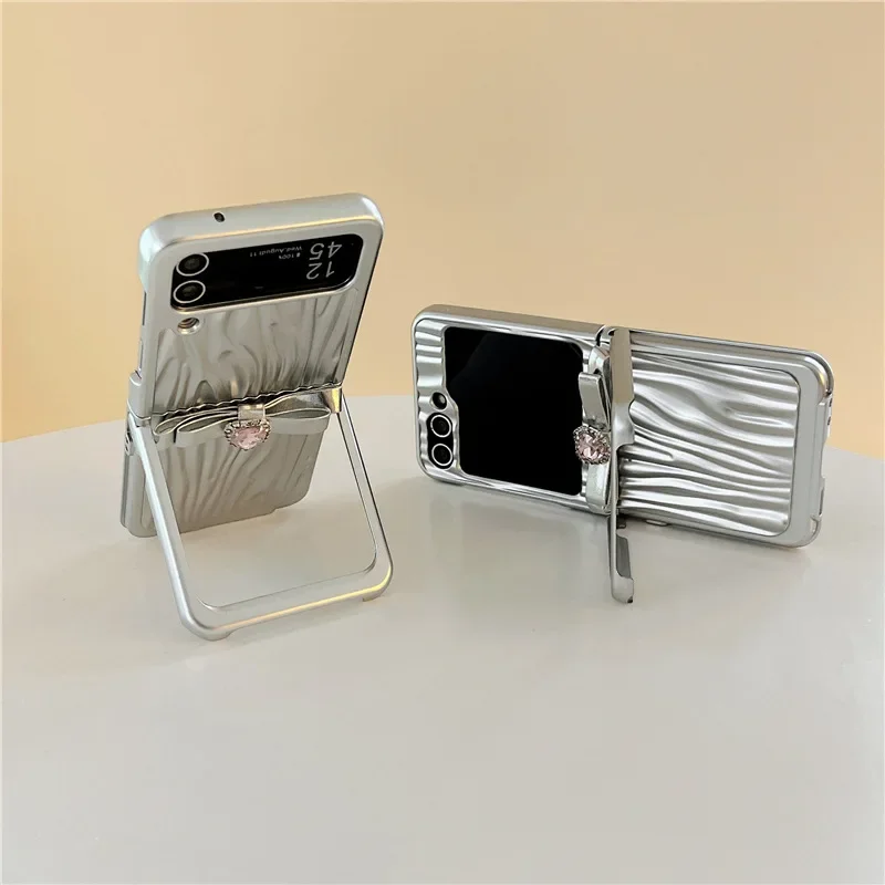 

Wavy Silver Phone Case for Samsung Galaxy Z Flip 3 Z Flip 4 Z Flip 5 Hard PC Back Cover for ZFlip5 Case Shell