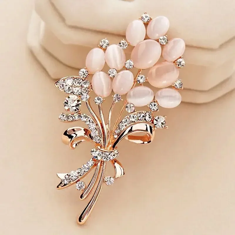 Fashionable Opal Stone Flower Brooch Pin Garment Accessories Birthday Gift Brooches for Women Rhinestone Brooch Pin Brooches