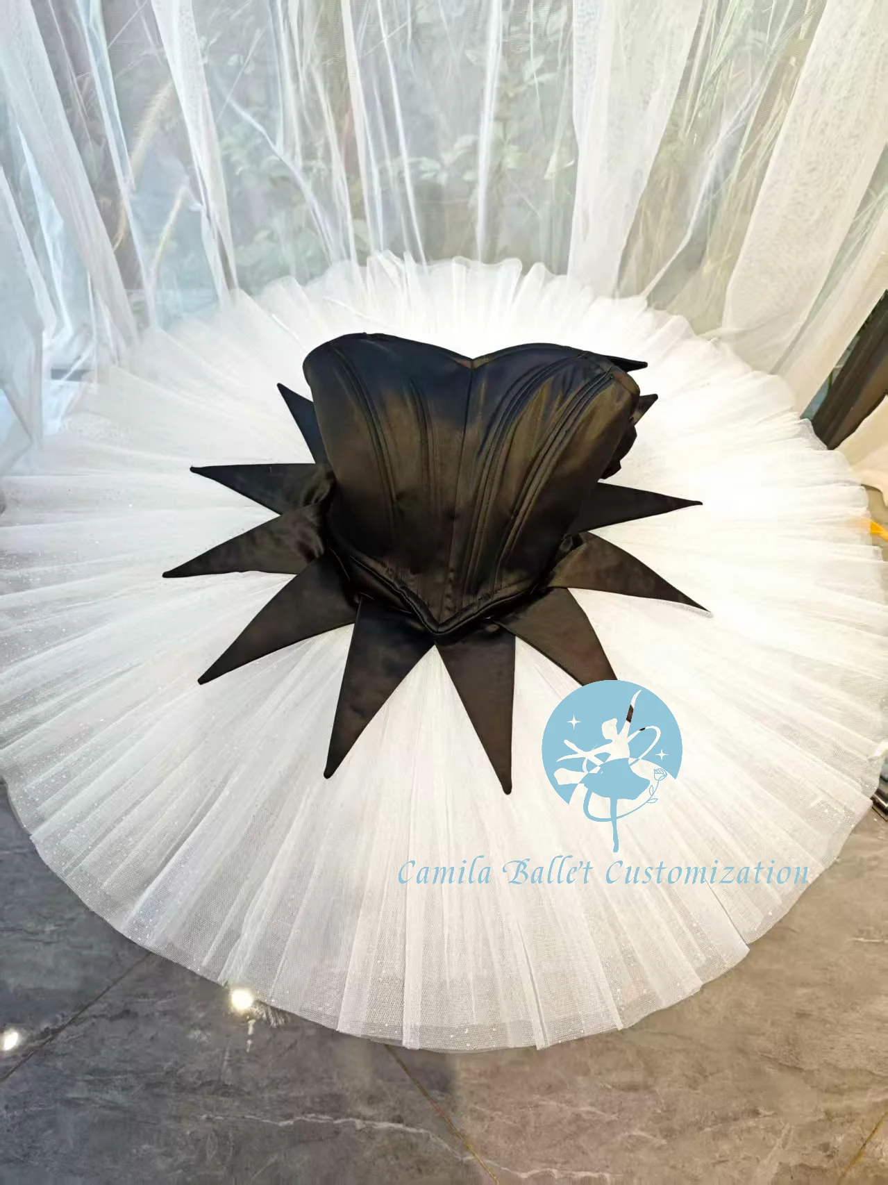 

Высококачественный индивидуальный новый черный костюм Спящей красавицы серебряной феи балетная пачка для соревнований для взрослых и детей