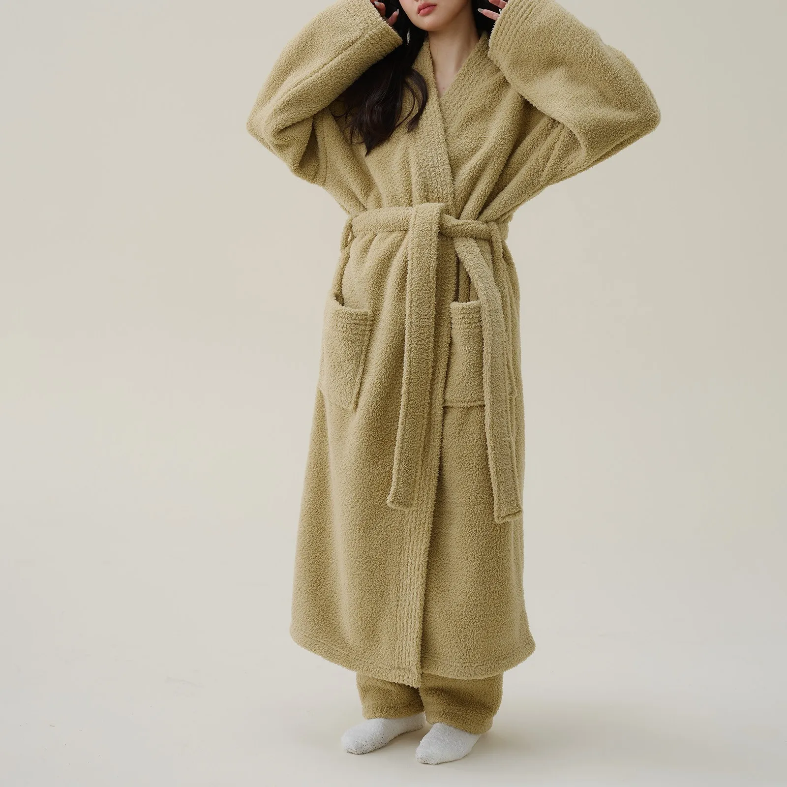 Women\'s Fleece Plush Kimono Robe Pajamas Lengthened Thick Fashion Winter Flannel Bathrobe Comfortable And Thick Sleepwear Robe