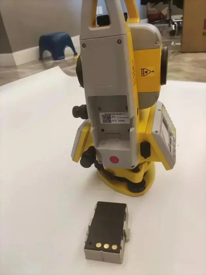 

Тахеометр NTS-332R15M, отличное высокоточное измерение, 1500 м, без призм, 3-дюймовый сенсорный экран