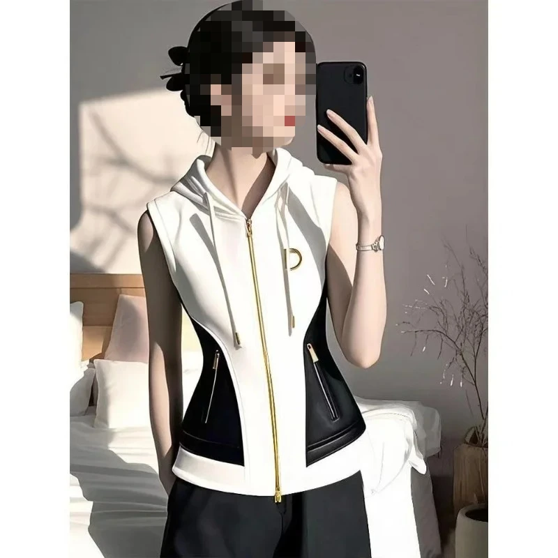 

Design sense of style, black and white contrasting color waist shirt, blouse