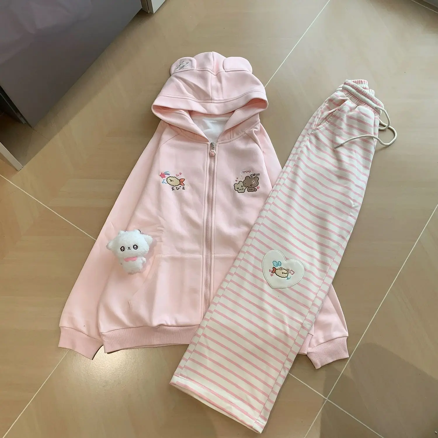 

Japanese Sweet Long Sleeves Bear-eared Zip-up Hoodie + Loose Pink Striped Pants Girl Two Piece Sets Womens Outifits Y2k Suits