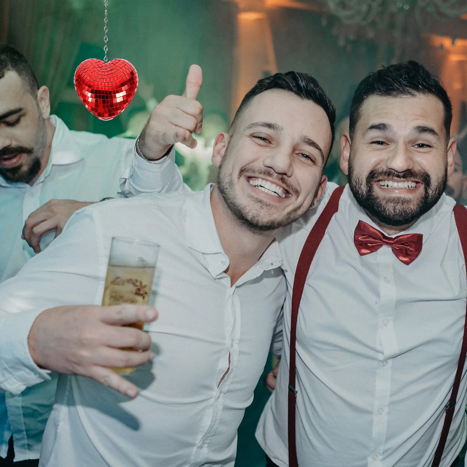 

Hanging Heart Shaped Disco Ball Mirror Effect Party Decorations Safe Lightweight Wear Resistant Disco Bar Club Wedding