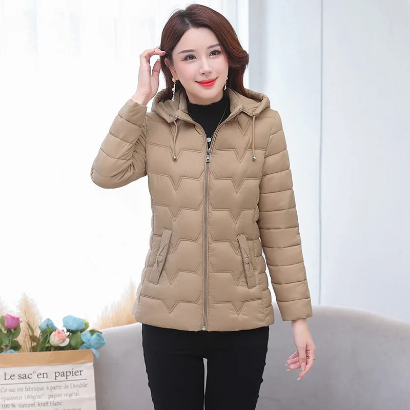 Down Cotton Jacket for Women in Winter New Hooded Short Style Warm Coat Casual Outwear Female Parkas Fashion Fit Ladies Tops