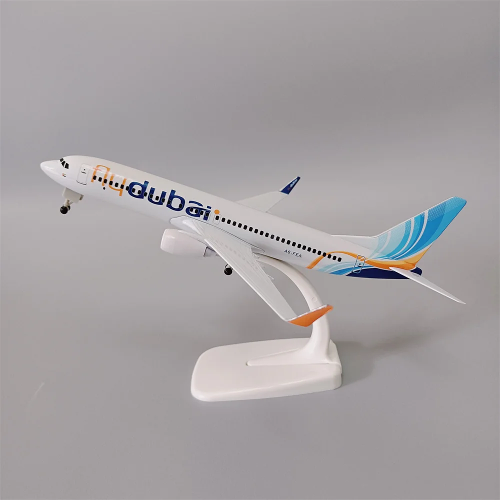 20cm Alloy Metal Air Fly Dubai Airlines B737 Diecast Airplane Model Dubai Boeing 737-800 Airways Plane Model Aircraft w Wheels