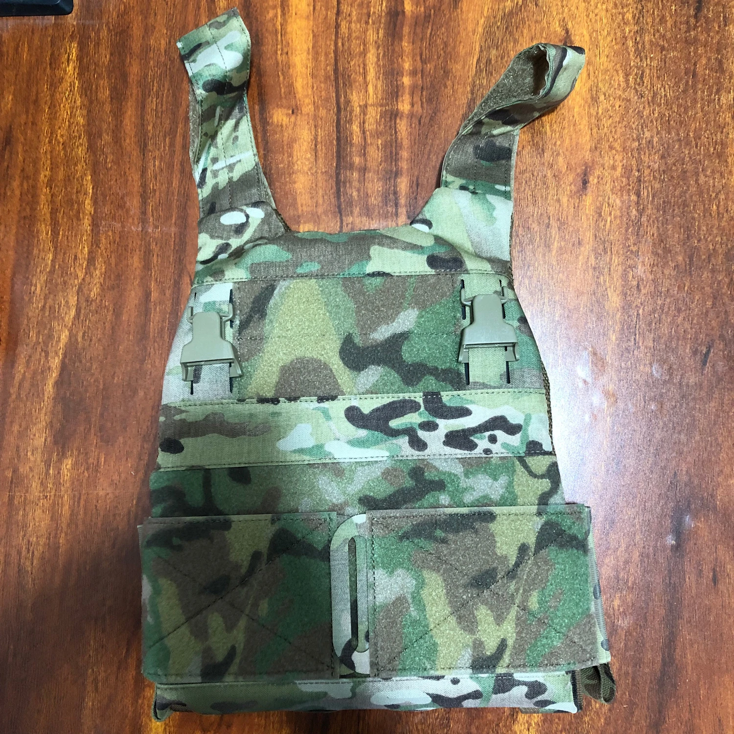 

Airsoft FCPC Vest Tactical Lightweight Plate Carrier Vest Hunting Combat Shooting 500D Quick Released Vest Gear