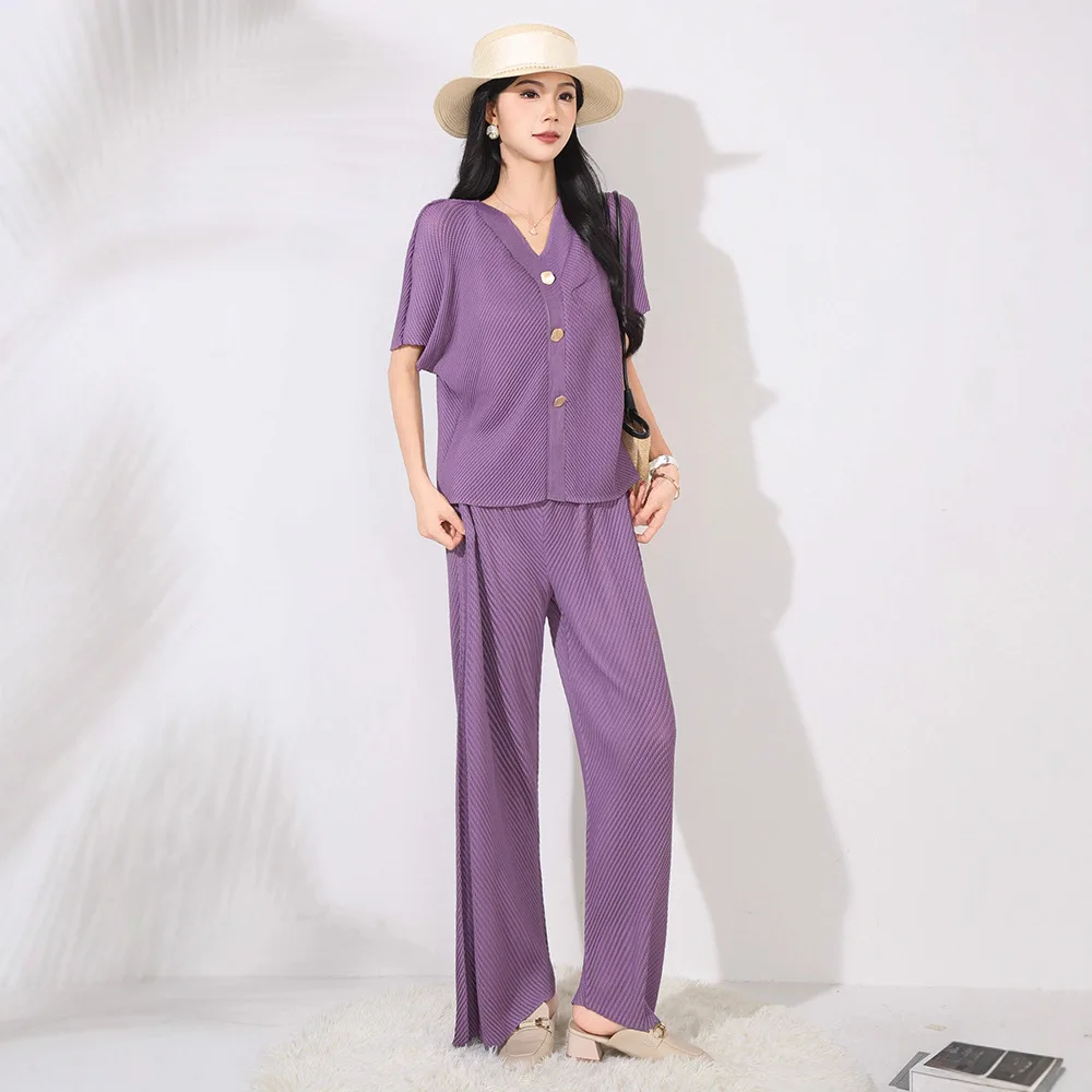 

Miyake плиссированные летние новые повседневные топы рыбья чешуя плиссированная корейская футболка с короткими рукавами женские свободные прямые брюки комплект из двух предметов