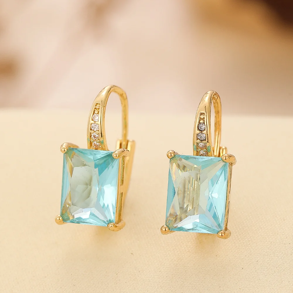 New High-End Style Women's Simple And Fashionable Square Ear Buckle Earrings Suitable For Daily Matching