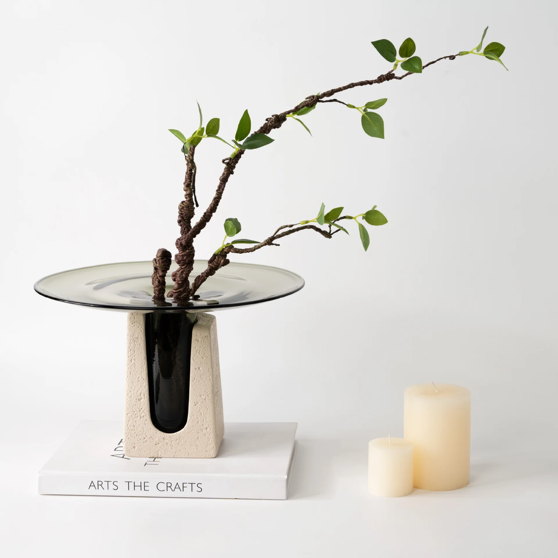 

Color-Blocked Glass Stemmed Fruit Bowl Coffee Table Decor Candy Dish Dining Table Display Artistic Fruit Bowl