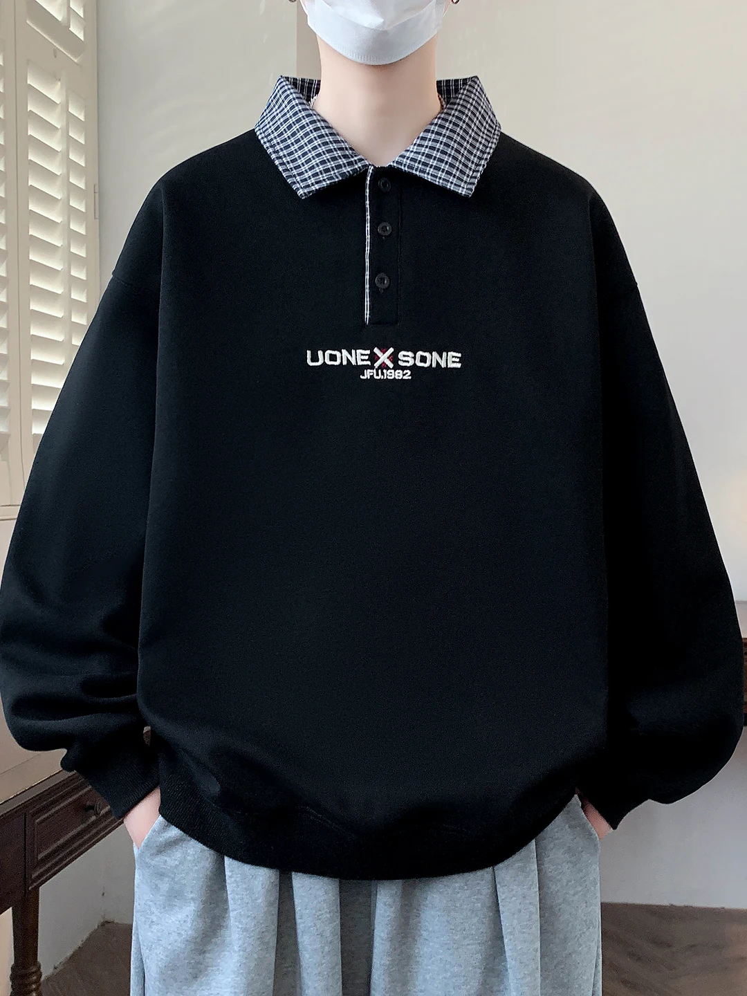Camiseta  Casual de Manga Longa para Homens, Confortável e Moderna, em Mistura de Algodão e Poliéster para Primavera e Ou...