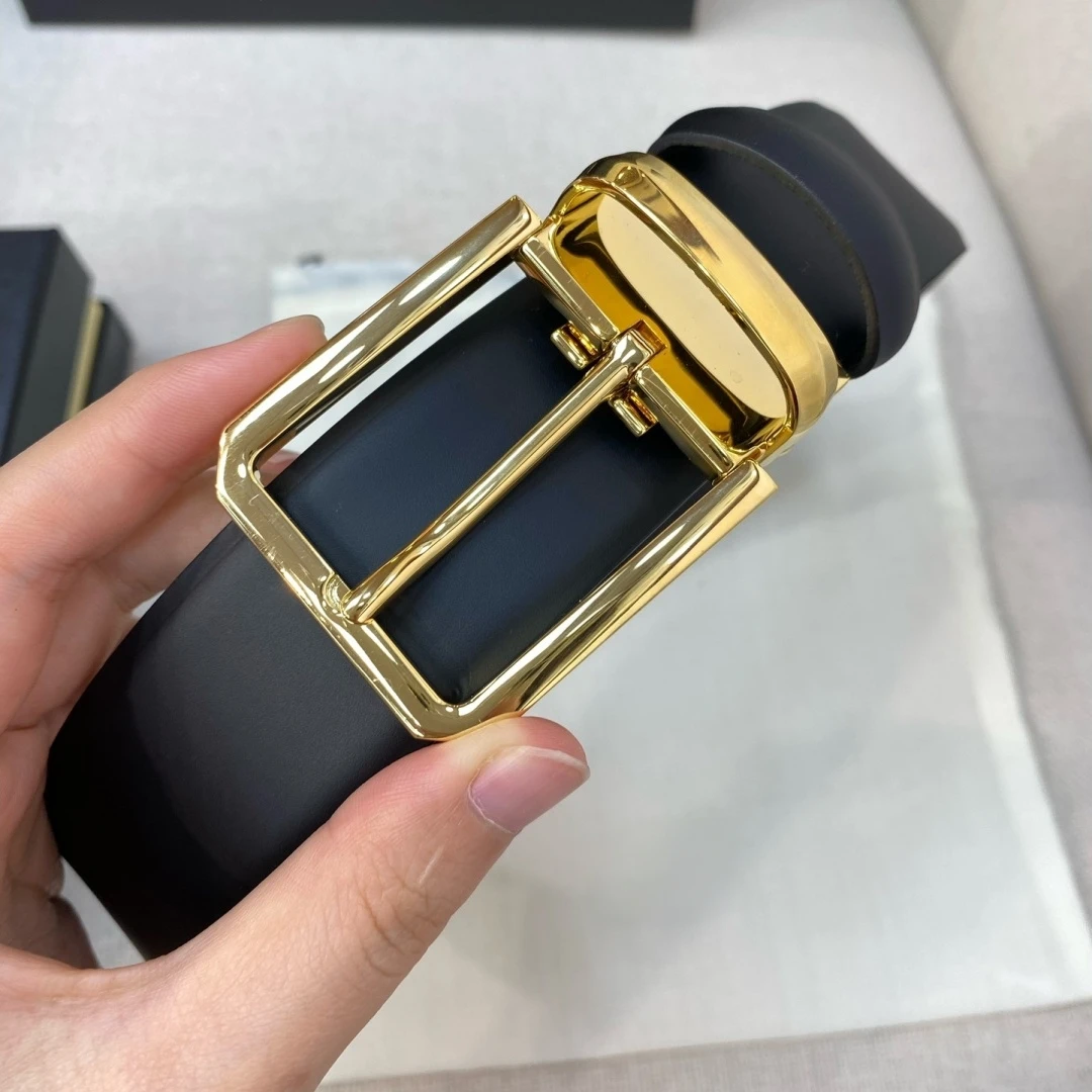 Luxury Men's Rotatable Square Pin Buckle Reversible Dual‑Sided Smooth Leather Belt Business Casual Waist Strap Holiday Gift