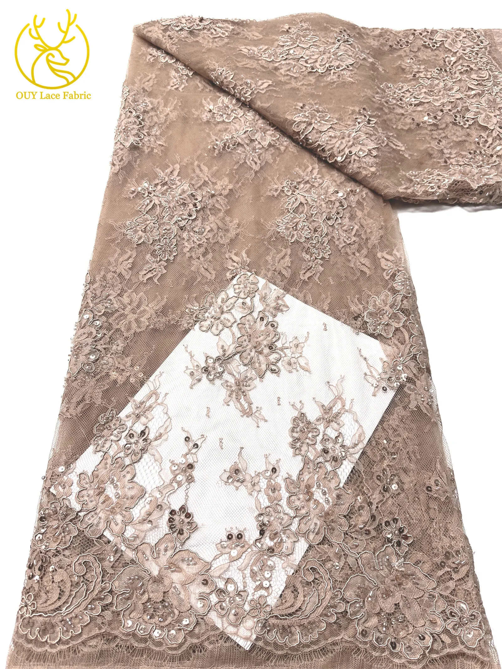 Elegante, exquisite, würdevolle, neue, modische, handgefertigte, perlenbesetzte, mit Pailletten bestickte Netzspitze, vollständig mit Perlen besetzt, für Damen-Hochzeitskleider – Detail 14