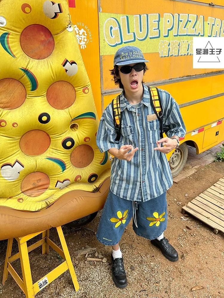 مدينة بوي شيك العصرية الدنيم السراويل خمر الأزهار طباعة Capris مثير الشارع الشهير الصيف السراويل الأزرق السفر الأزواج للجنسين السراويل