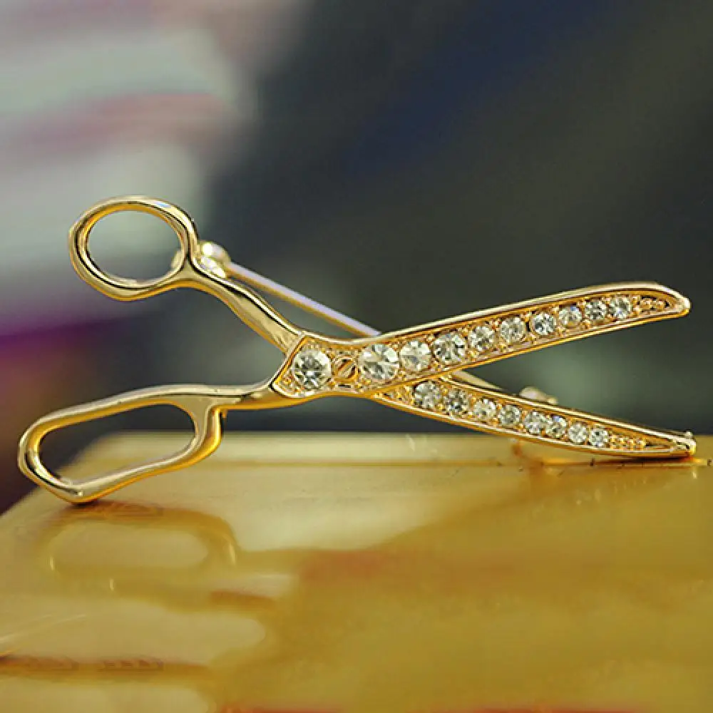 Lovely Handmade Rhinestone Scissor Gold-Plated Brooch Pin Jewelry Best Xmas Gift