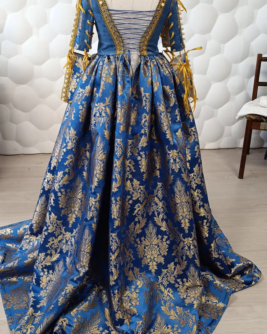 gold prom dress mermaid Long Sleeveless Mermaid Prom Dress with Gold Sequins main image 0