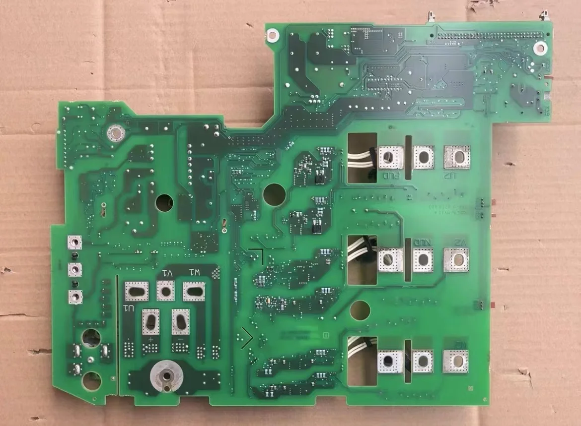 Used 6SE7024-7ED84-1HF5 Variable Frequency Drive Board IGD Trigger Board  tested  ok