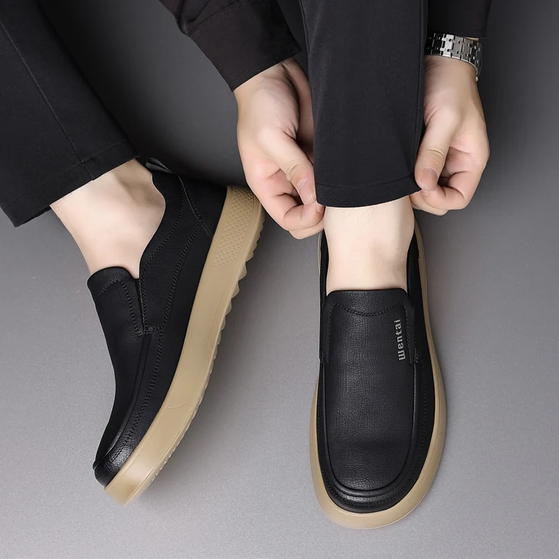 Lightweight Comfort Retro Style Men's Shoes Outdoor Non Slip Walking Casual Loafers Branded Urban Business Formal Leather Shoes