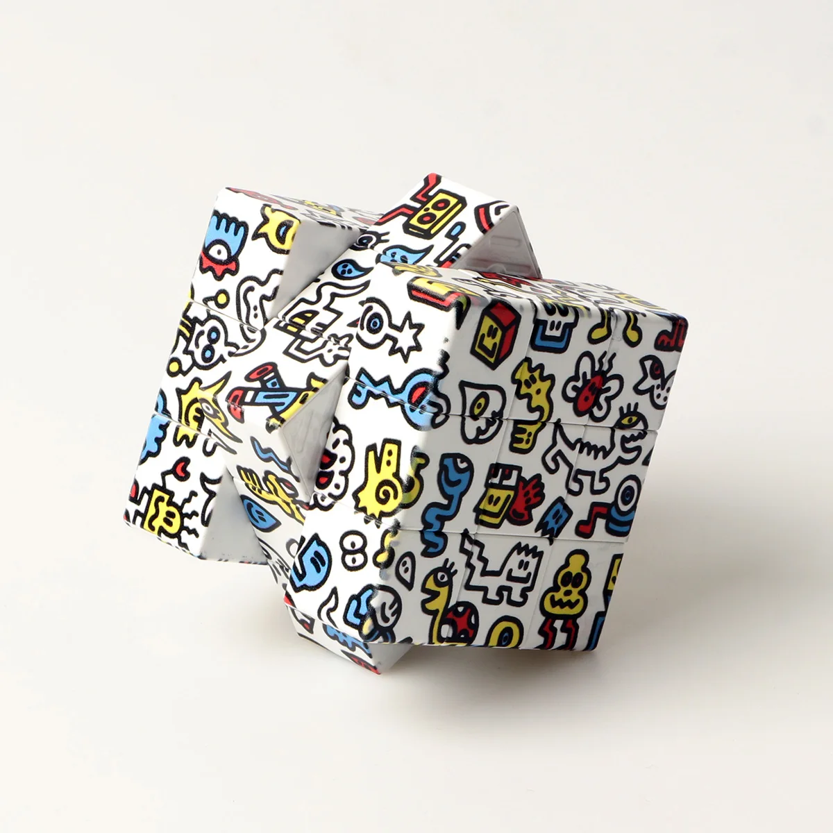 Magic Cube 3x3x3 Cartoon Alien graffiti UV Fun Stress Relief Puzzle Professional Smooth Speed Game Children's Toys Gifts