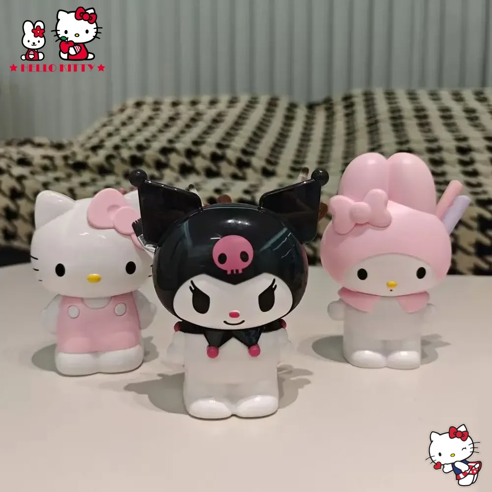 

Контейнер для ручек Hello Kitty Kuromi, милый органайзер для кистей для макияжа My Melody, настольный декор для общежития, украшение, подарки
