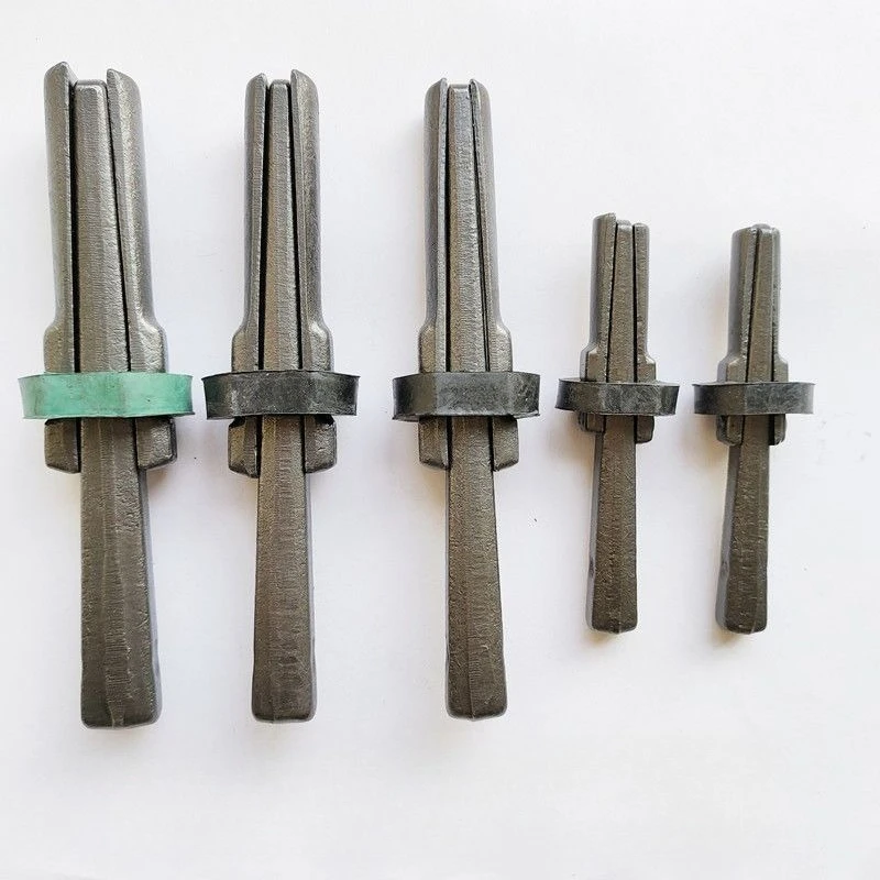 

Open stone expander, stone opener, special tip for stone chisel