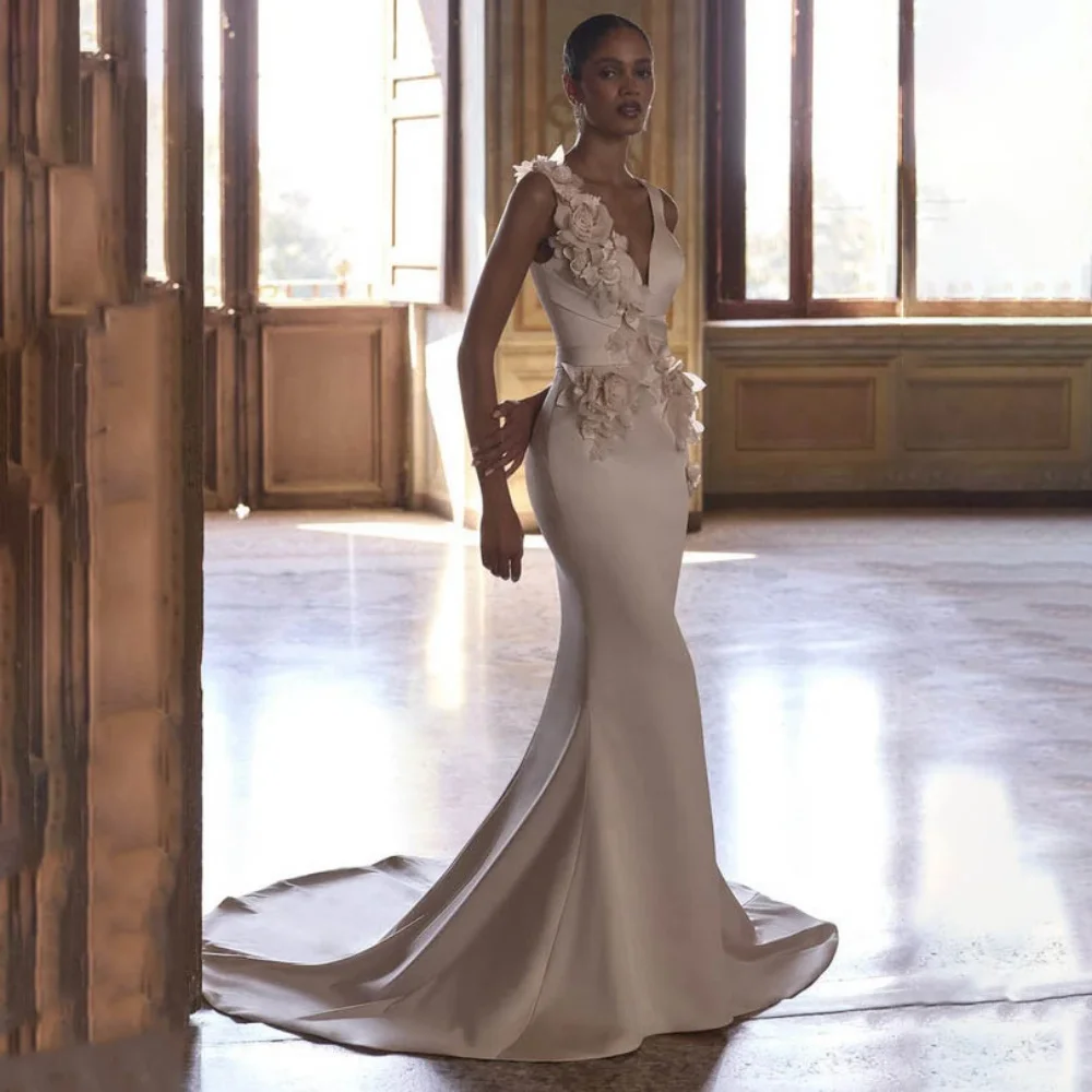 

Customized Backless Wedding Dresses Elegant V-neck Sleeveless For Women Charming Flower Applique Bridal Gowns Vestidos De Novia