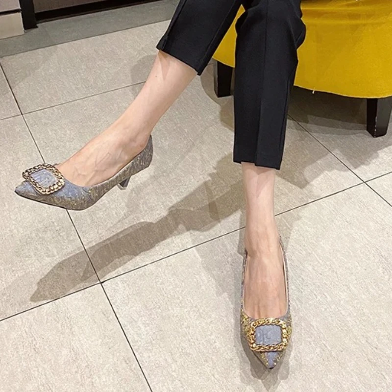 

Атласные пикантные туфли на высоком каблуке с неглубоким носком, весна-осень 2024, элегантные темпераментные вечерние женские туфли, туфли-лодочки на высоком каблуке, женская обувь