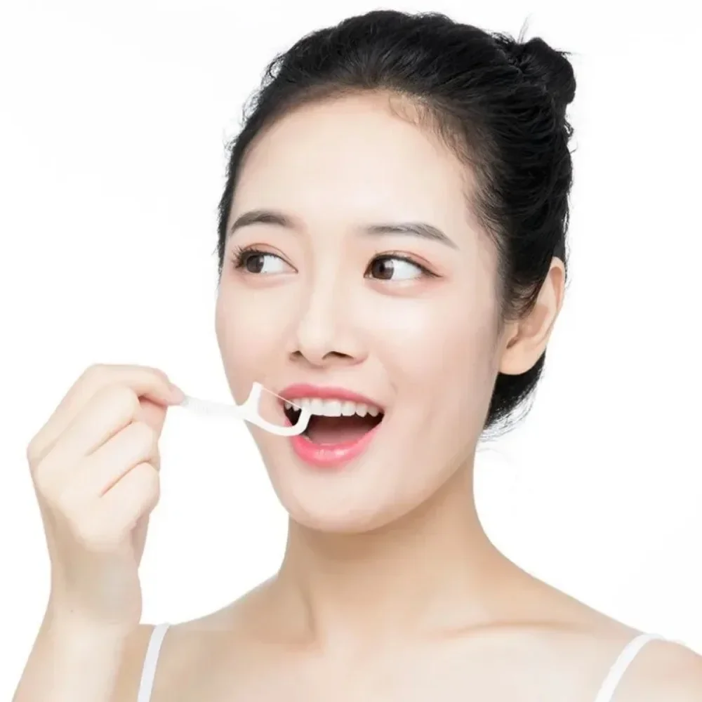 

50PCS Dental Floss Dental Floss Picks Clean Between Teeth Interdental Brush Toothpick Floss Picks Oral Hygiene Health