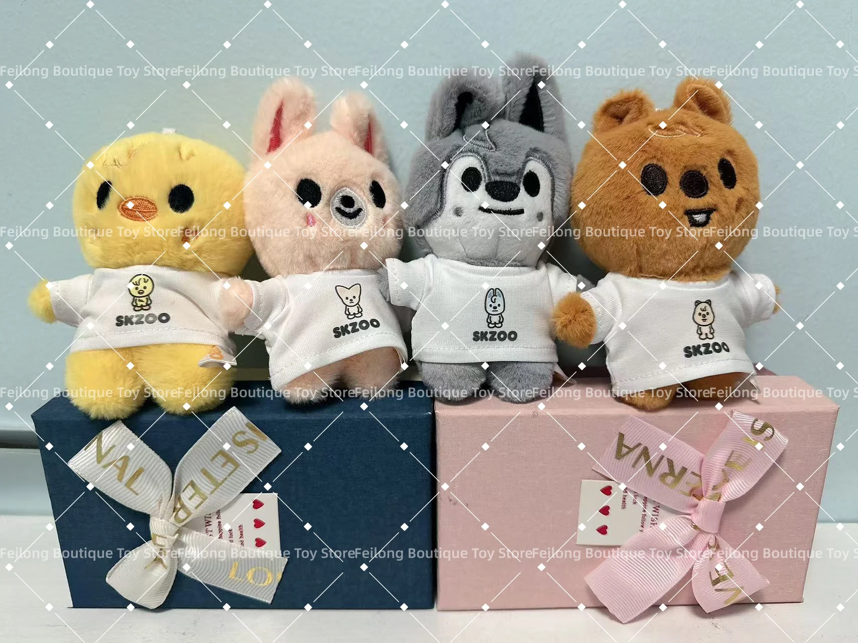

Новый плюшевый брелок-аватар Феликс SKZOO Stray Kids, 10 см, со съемной одеждой, милый кукольный сувенир для сумки, подарок для фанатов, незаменимый товар для поддержки на концертах