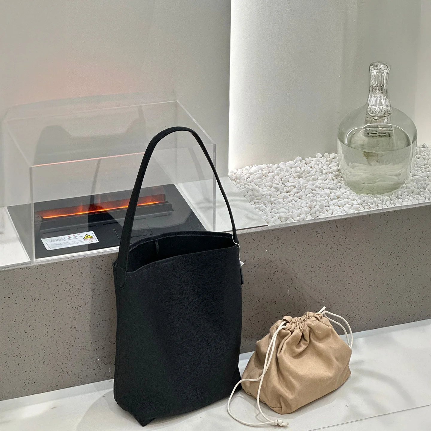 Thumbnail 2 - #29 Ranked Soft Leather Bucket Bags Picks in 2026