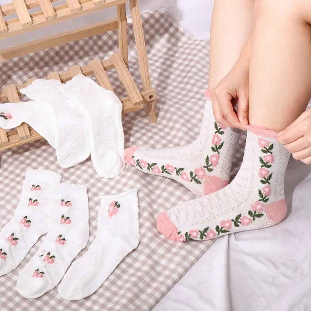 Kawaii casual respirável harajuku feminino treliça flor meias femininas meias tubo médio