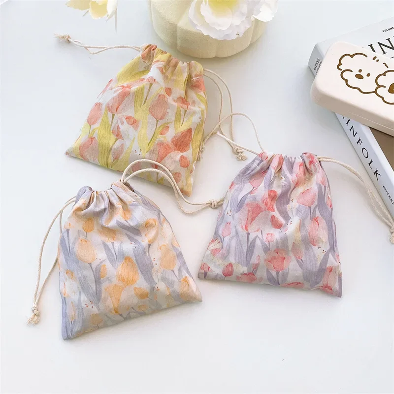 Tulip Printed Canvas Drawstring Bag Women Cosmetic Bag Makeup Bags Jewelry Storage Bag Creative Printed Handbag Coin Purse