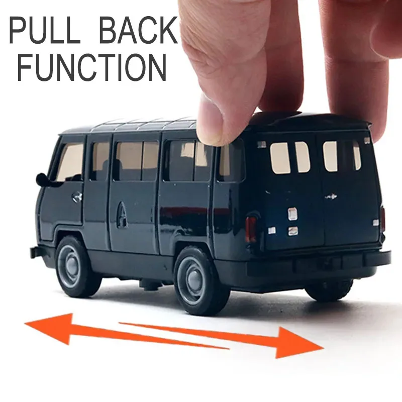 Die Cast Alloy Vintage Van Off-road Car Model Pull Back Miniature Vehicle Toys For Children Collection Gifts