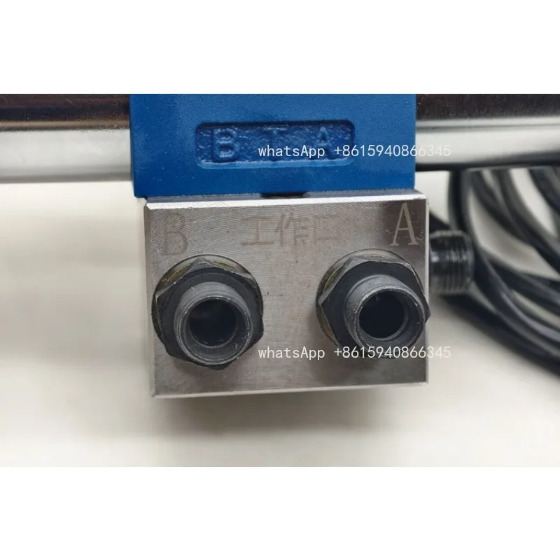 Harvester hydraulic electronic control distributor, granary folding and raising modified valve accessories tool