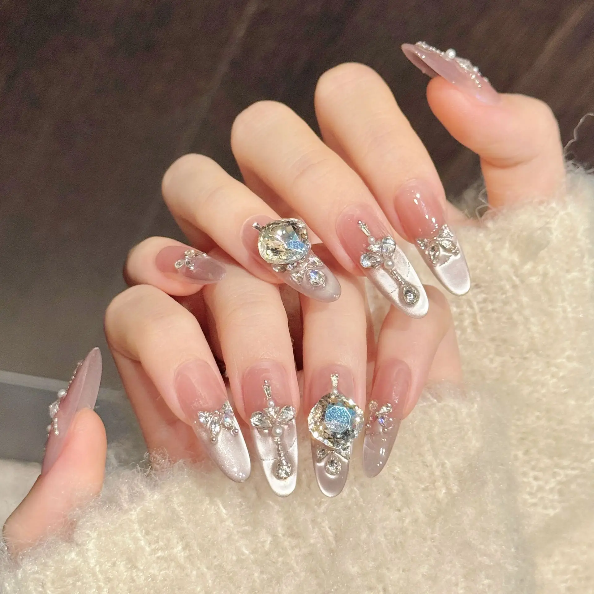 10pcs Handmade Long Oval Press On Nails Shiny French Style Cat Eye Rhinestone Design Fake Nails Wearable Nails Art Tip Girls