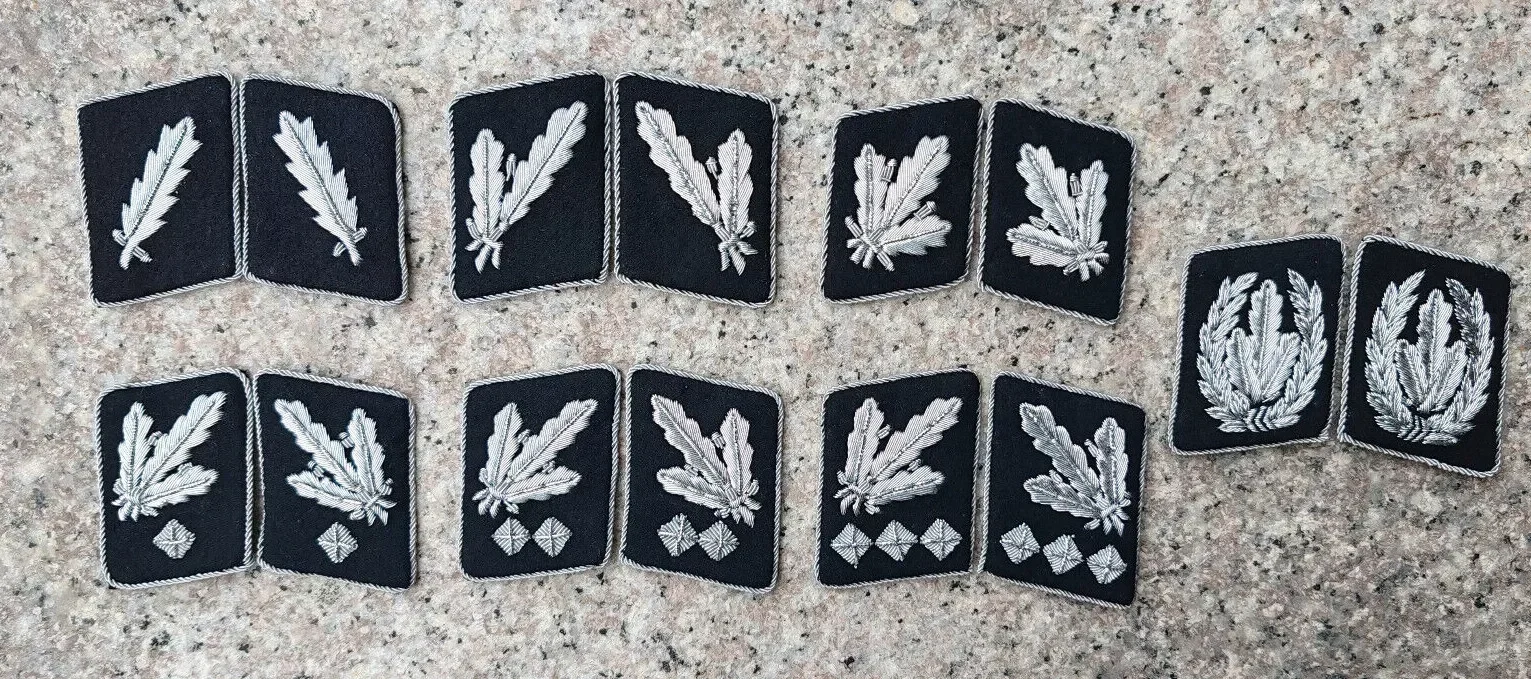 الحرب العالمية الثانية ألمانيا بوليون الموضوع كوبر سلك شارة الكتف علامات التبويب زوج خيط فضي على خلفية سوداء