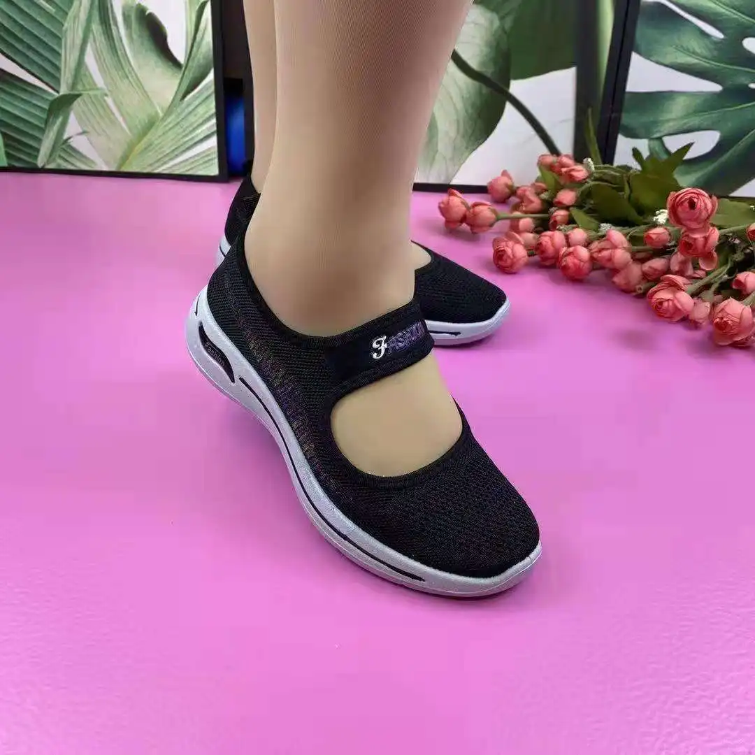 Comfortable Mom Sneakers Soft Sole Breathable Women Summer Casual Shoes Female Mesh Travel Flat Sports Shoes Light Elderly Shoe