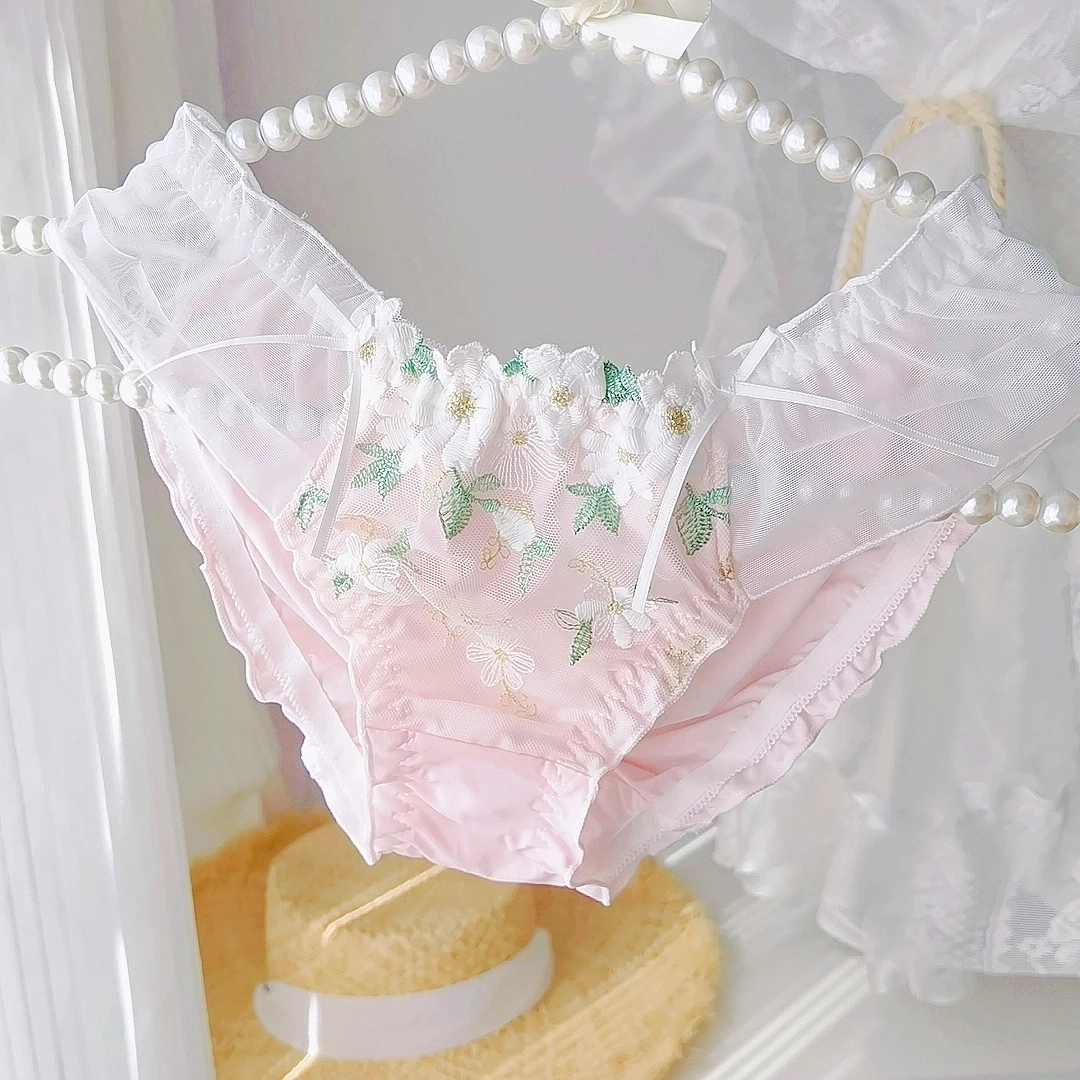 Embroidered Flowers Fresh And Sweet Japanese Lolita Girls' Low Waist Underwear Bow Mesh Lace Edge Triangle Pants
