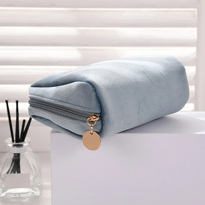 Women Make Up Bag Zipper Velvet Travel Large Cosmetic Bag For Makeup Solid Color Female Make Up Pouch Necessaries Handbag