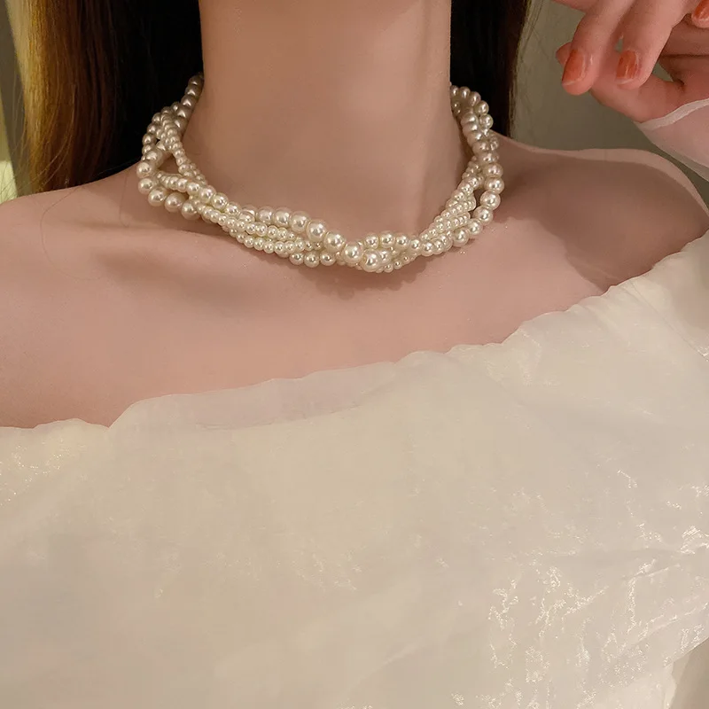 Multi-layered Twisted Imitation Pearl Chokers Necklaces for Women French Luxury Collarbone Chain Necklace Banquet Wedding W1