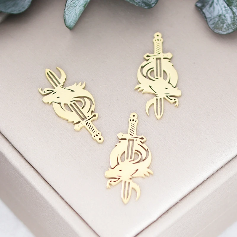 3szt Dragon Sword Charms Diy Kolczyki Naszyjnik Bransoletka Stal nierdzewna Wąż Żaba Liść klonu Pająk Charms Do tworzenia biżuterii — zdjęcie 5