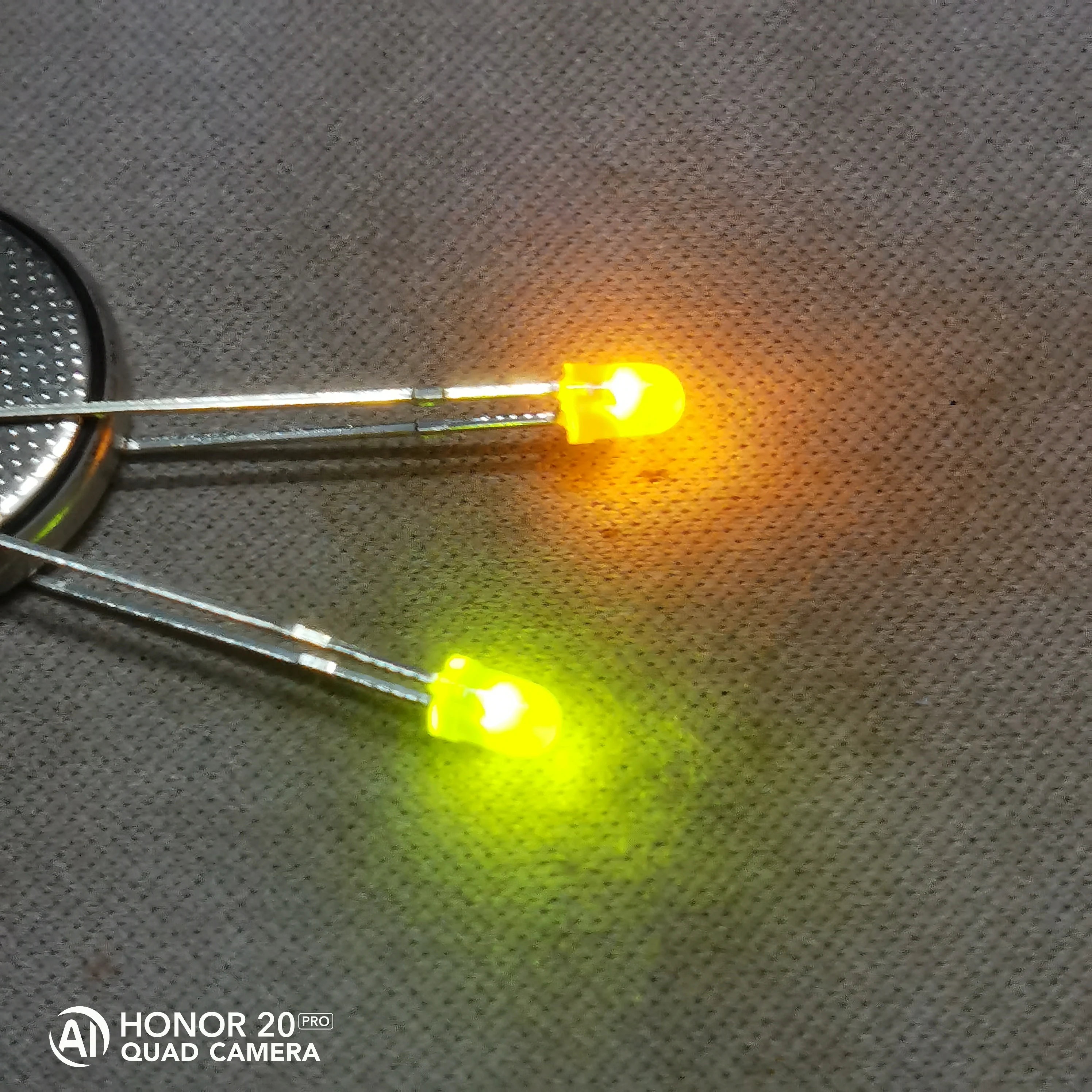 50Pcs/Green/Yellow LED L-937GYW, 20 mcd, 2-pin 3mm (T-1)