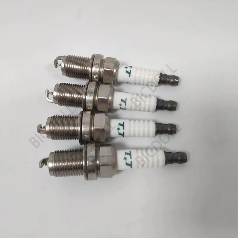 8Pcs FOR WHOLESALE 4604 K20TT Spark Plug Replace for 7700500155 7700500168 101000051AA 101000033AA 101000033AF 101000041AC