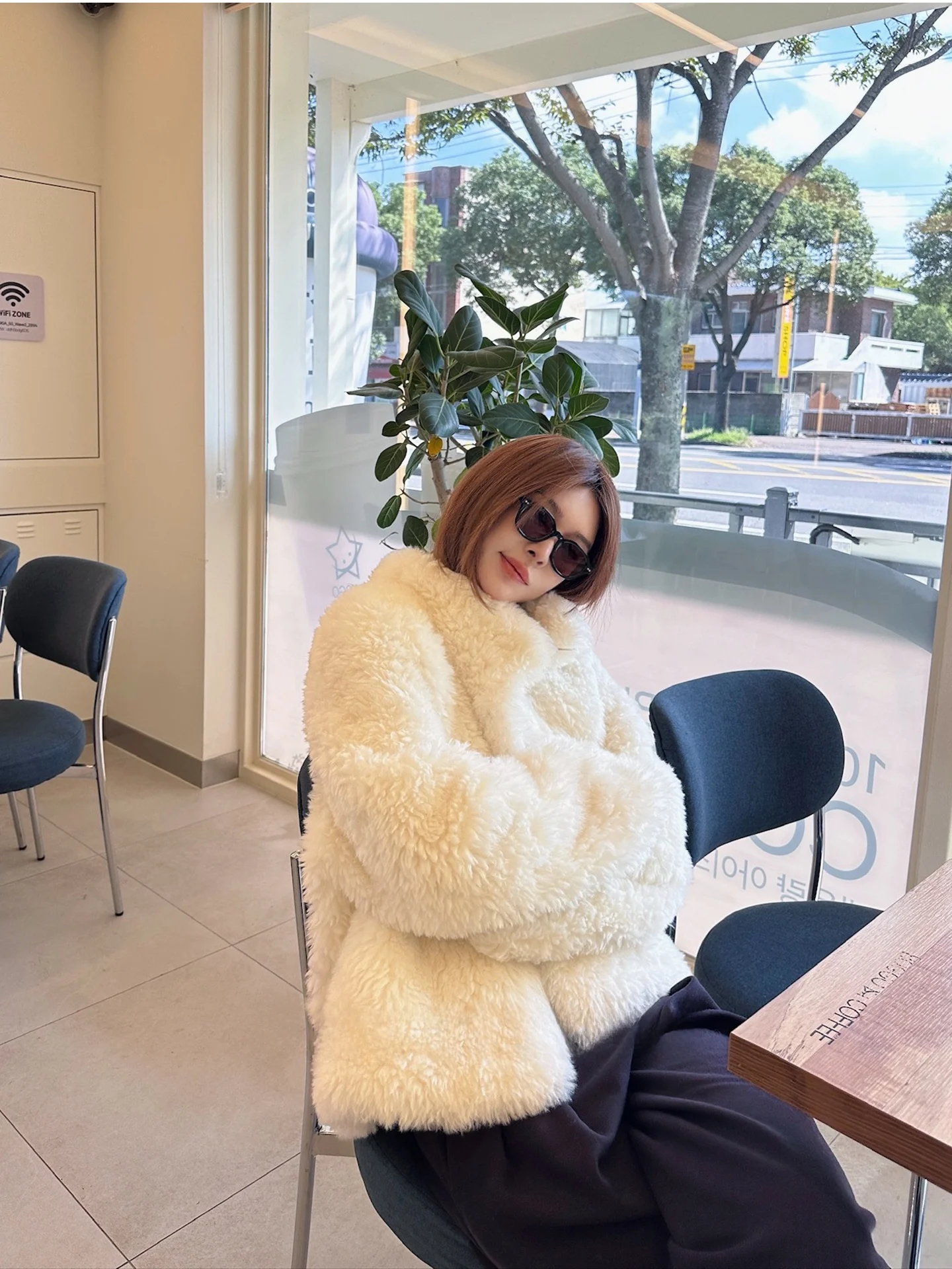 

F Attidue White Eco-Friendly Real Fur Ele Youth Casual Sle Long Sve Loose Fit Coat for Women Warm Pure Color Design