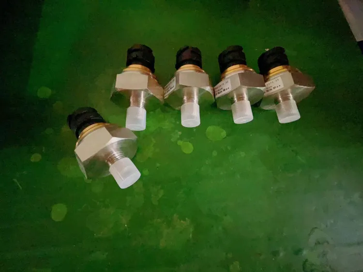 Factory Price 100013684 Temperature Sensor for Compair Screw Air Compressor Part